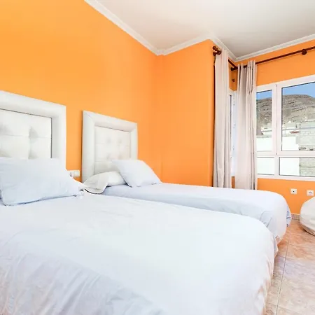 Home2book Atico Sun & Beach *